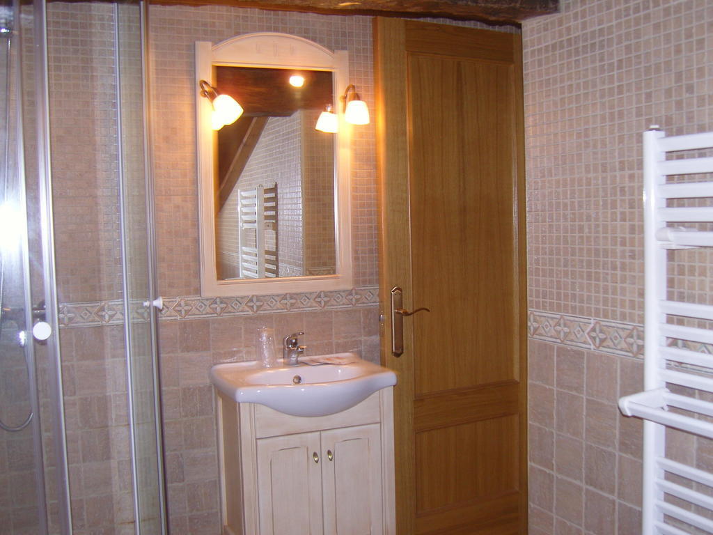Hotel Casa Paulino Corrales De Buelna Camera foto